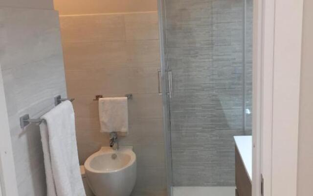 2 camere 50 passi dal mare
