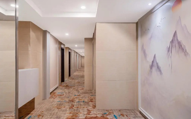 Frida Hotel Guangzhou Baiyun Airport