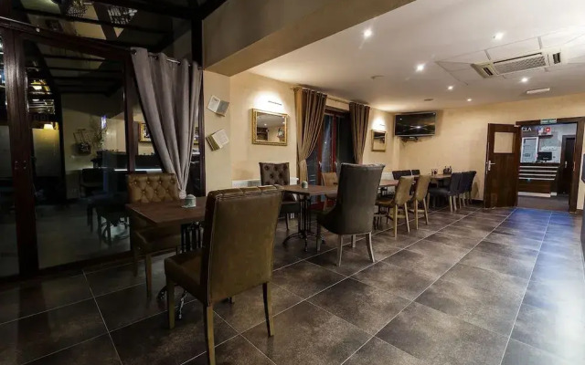 Grand Hotel Senica