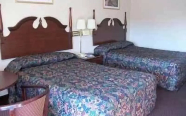 Red Carpet Inn & Suites