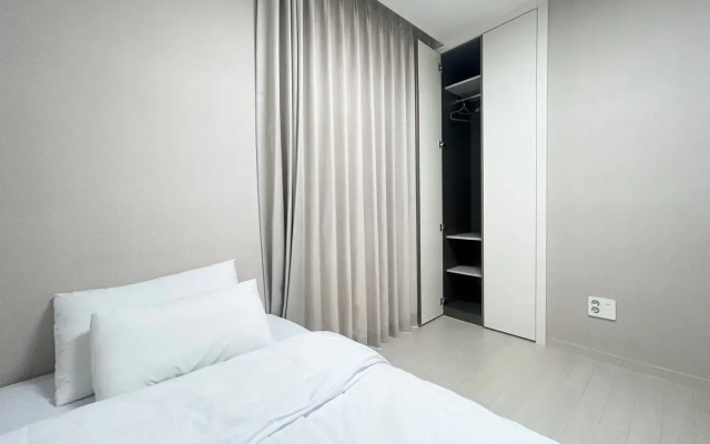 Landmark Songdo Stay