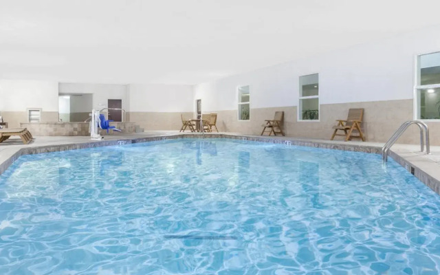 Holiday Inn Hotel & Suites Oklahoma City North by IHG