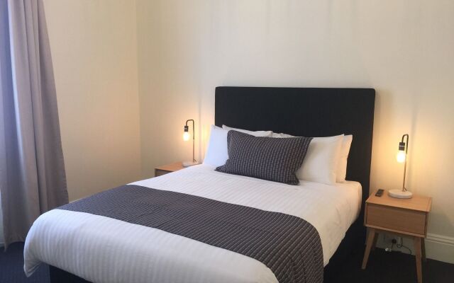 Grosvenor Court Apartments Hobart