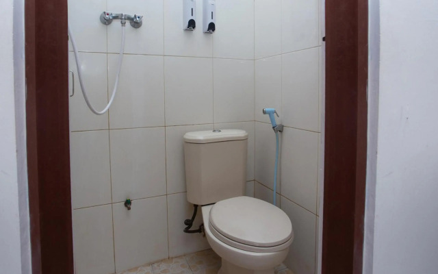OYO 3042 Griya Karangsalam Indah