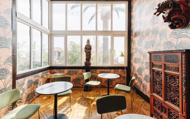 Casablu Hotel