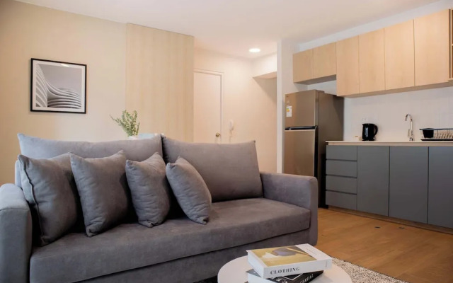 w Charming 2BR Stay in Miraflores
