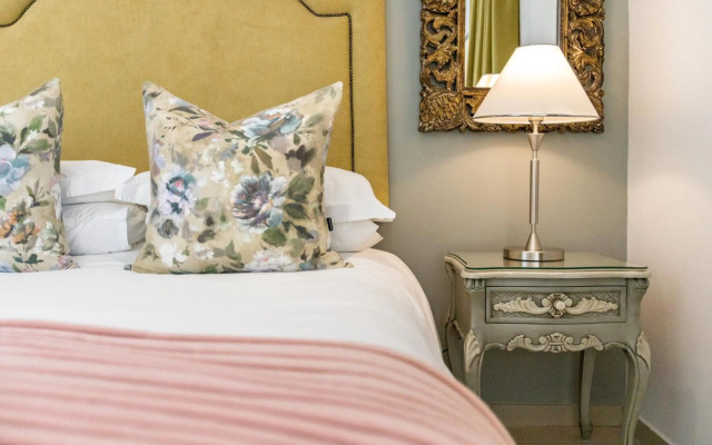 Fleur de Lis Guesthouse