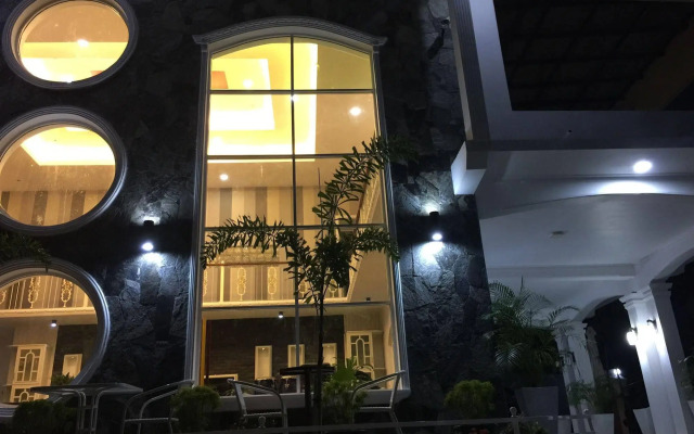 Ayaana Boutique Hotel