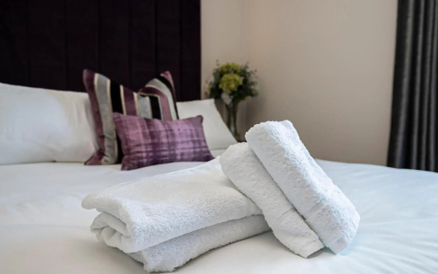 Pages Hotel  Guesthouse