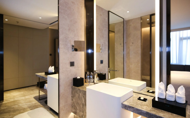 Courtyard by Marriott Shenzhen Northwest