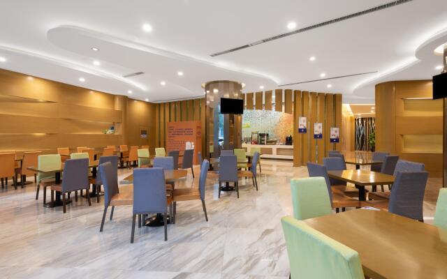 Holiday Inn Express Nantong Downtown, an IHG Hotel