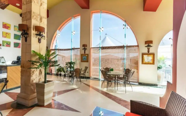 Golden Ocean Marina Hotel