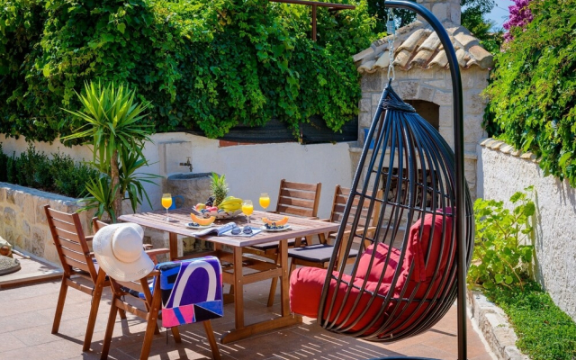 Apartments None Nono