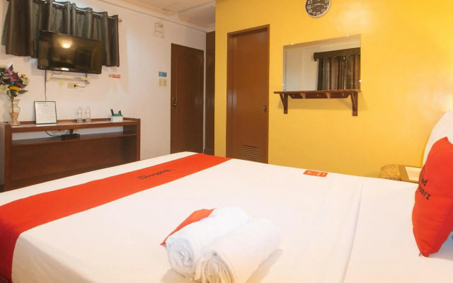 RedDoorz @ La Casa Guesthouse