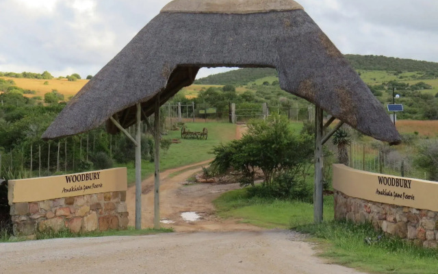 Woodbury Lodge - Amakhala Game Reserve