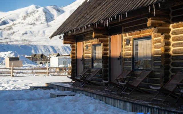 Hemu Kuoye Dream Horse Homestay (Century-old House Branch) – Outside – Altay