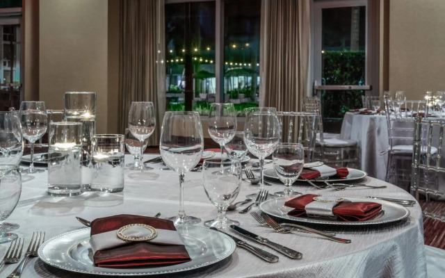 Courtyard by Marriott Miami Airport