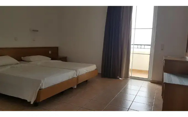 Pefkos Blue Hotel