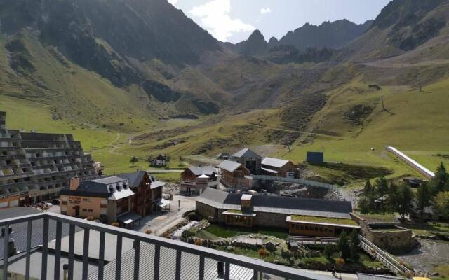 Appartement La Mongie, 1 pièce, 4 personnes - FR-1-404-210