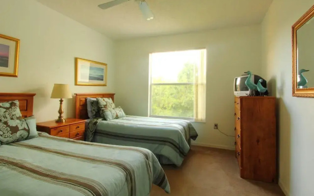 6 Bed 2525