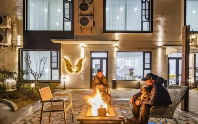 Floral Hotel Haipai Garden Villa