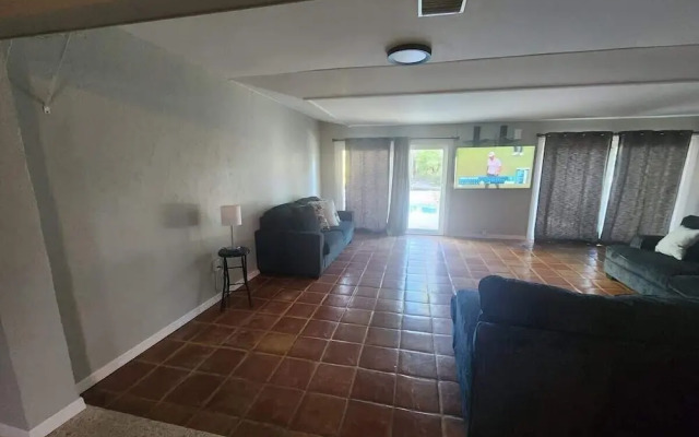 4BR Spacious Paradise