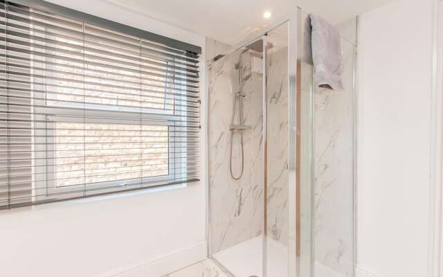 Inviting 3-dbl Bedrooms House in Ramsgate