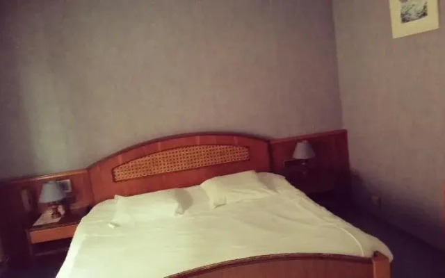 Logis Hotel Aux Comtes De Hanau