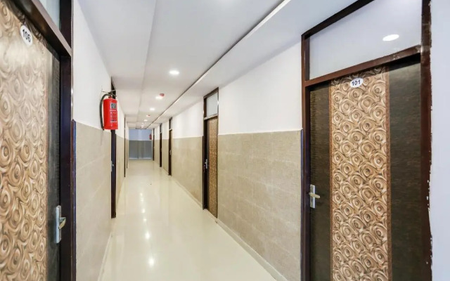 Golden Stone by OYO Rooms