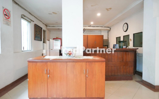 OYO 90853 Hotel Borobudur Kemayoran Syariah