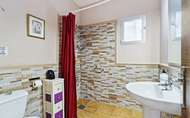Casa Rural con Piscina Privada en Málaga