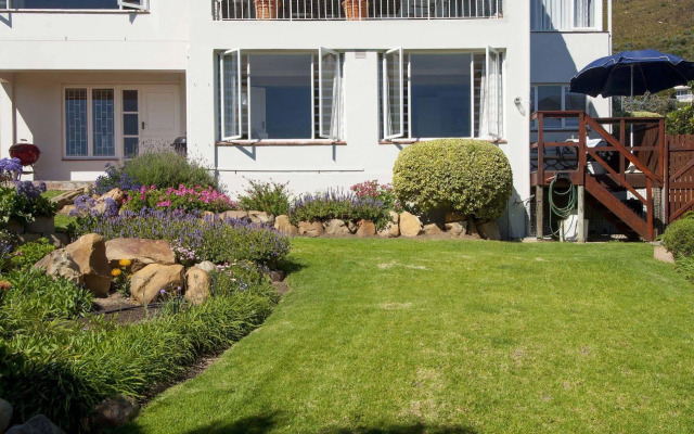 Restio Garden Studio