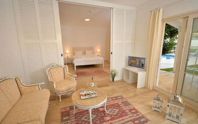 Villa Blanche Otel