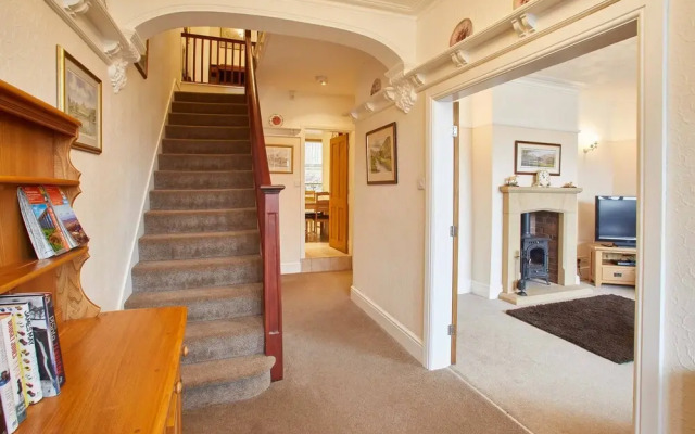 Brook Villa