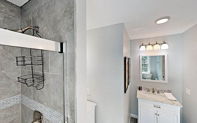 7 3rd Street Home 2 Bedrooms 2 Bathrooms Home