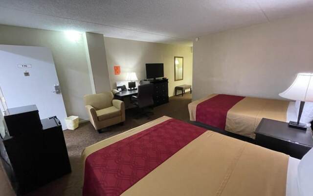 Knights Inn & Suites Emporia