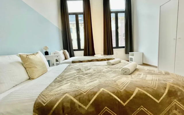 Luxury 2BR 2BA Near Fashion District by Oneluxstay