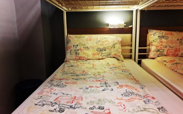 Ximen Triple Tiger Hostel