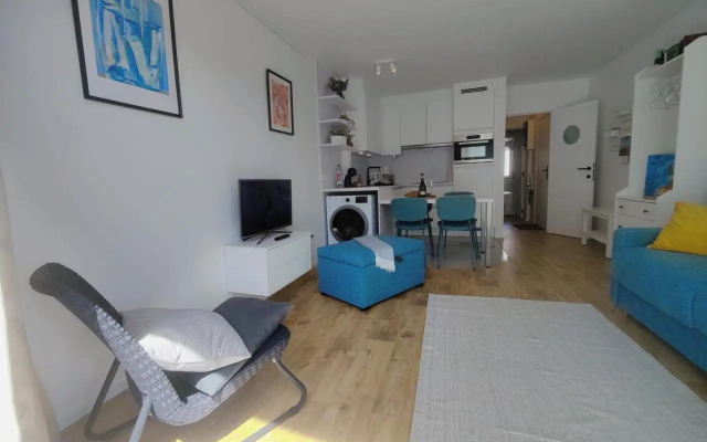 Nieuw modern appartement vlakbij strand