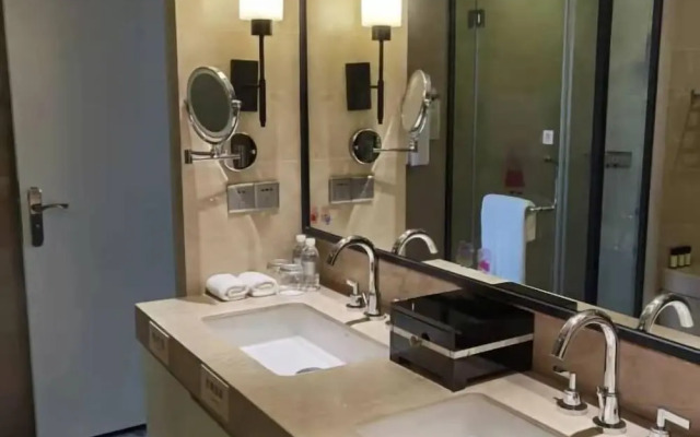 Jiuhua Jin Jiang International Hotel