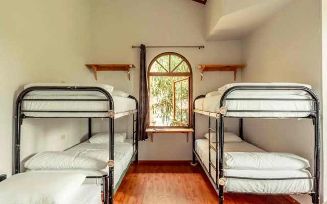 Bambuda Castle - Hostel