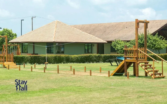 Flat 208-C  Condomínio Carneiros Resort
