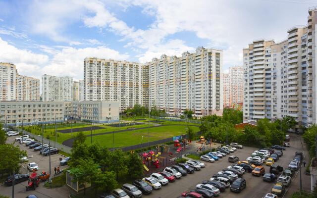 Moment House on Ilyinsky Boulevard 7