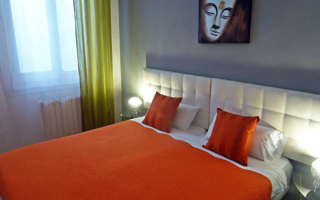 Six Rooms Plaza Mayor