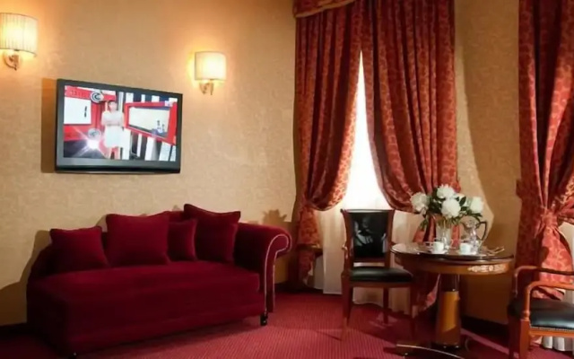 Hotel Maxim