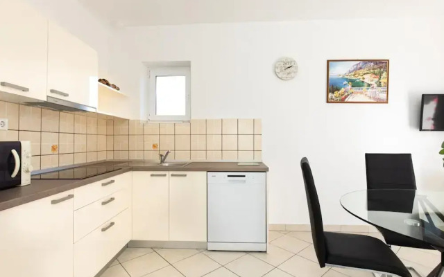 Scenic Elegant Apartments Krk With Balcony and Pool