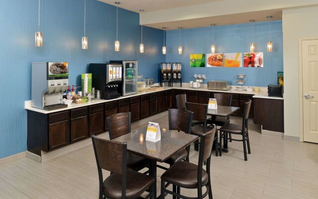 Western Inn & Suites