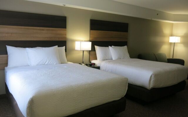 Days Inn And Suites Lindsay