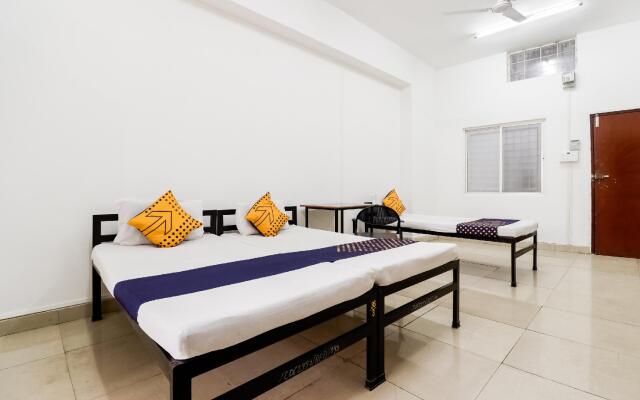 Raj Service Apartments by OYO Rooms