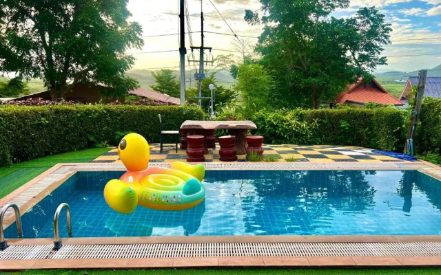 Mai Ngern Mai Thong Resort